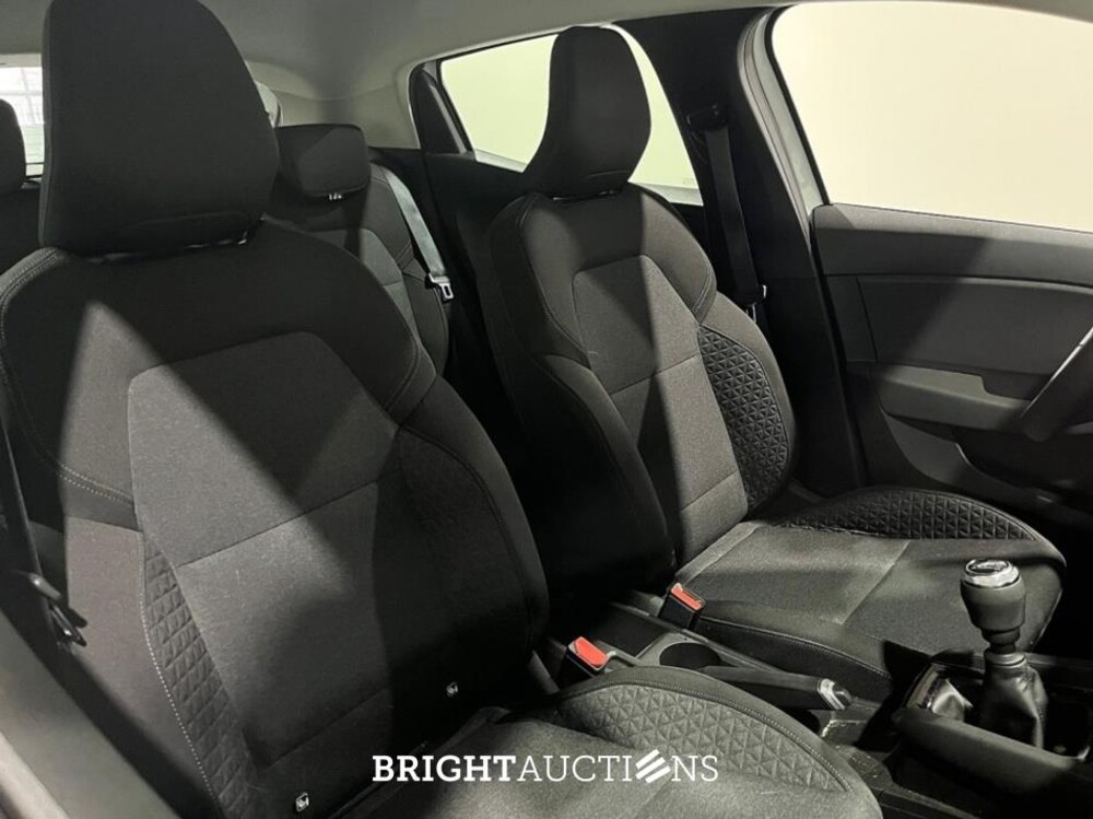 Renault Clio 90 Equilibre 1.0 TCe 91pk 2022 (Origineel-NL), R-849-LB