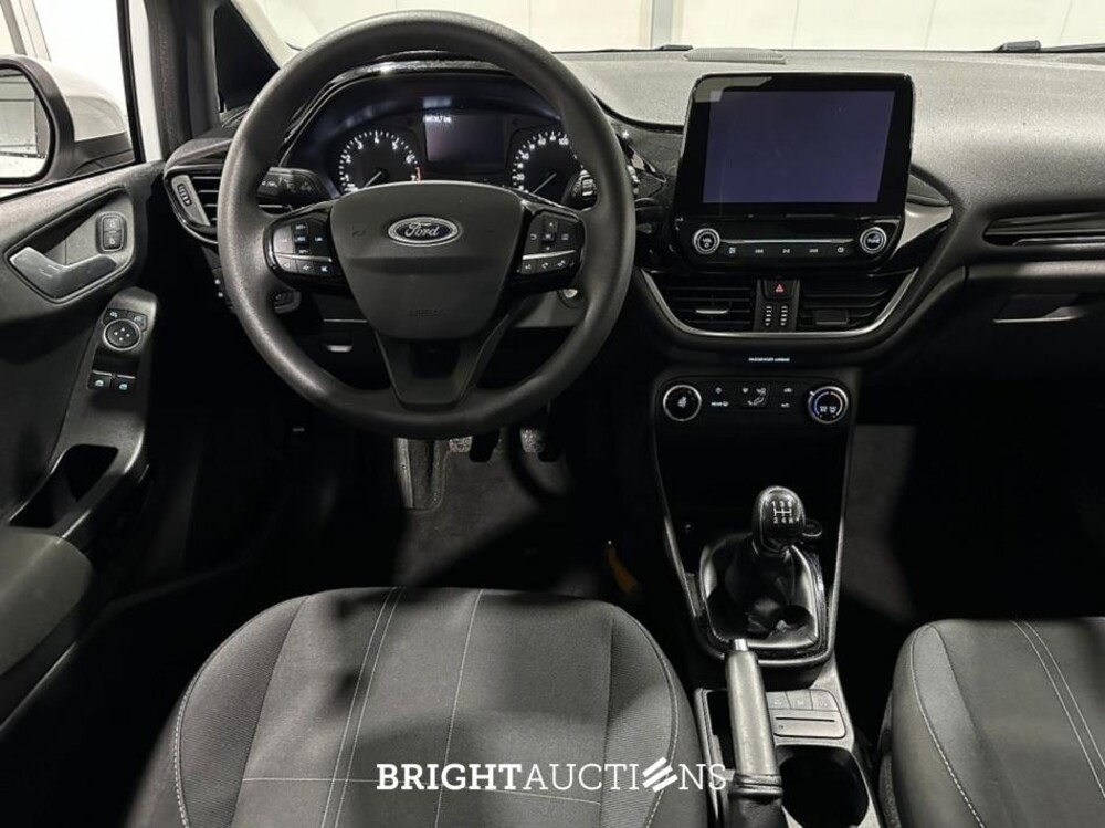 Ford Fiesta Trend 1.1 86pk 2018 (Origineel-NL), SB-143-N