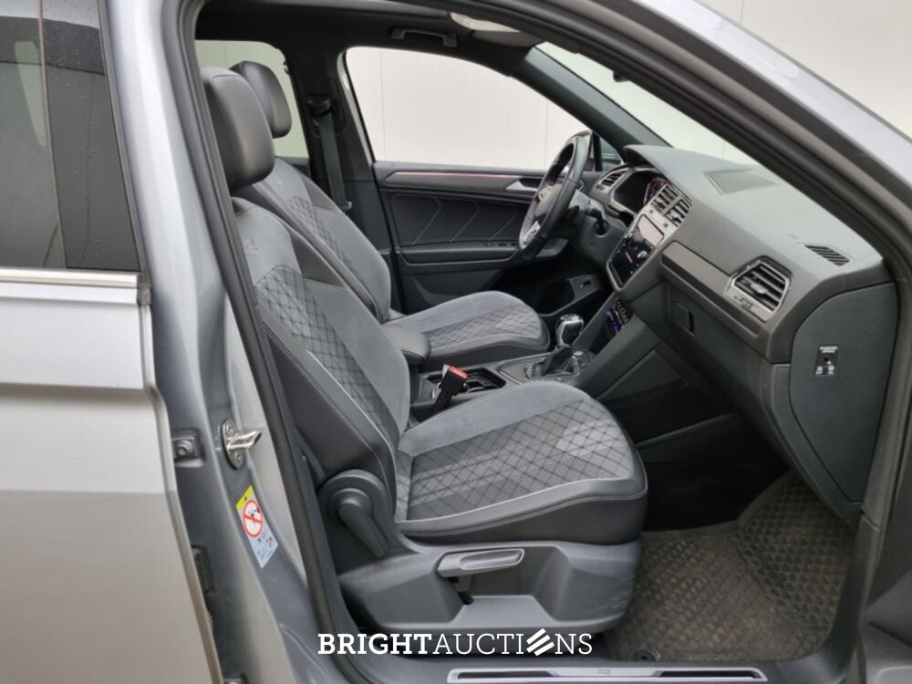 Volkswagen Tiguan Allspace R-Line Business+ 7p 1.5 TSI 150pk 2022 (Origineel-NL), N-118-XD