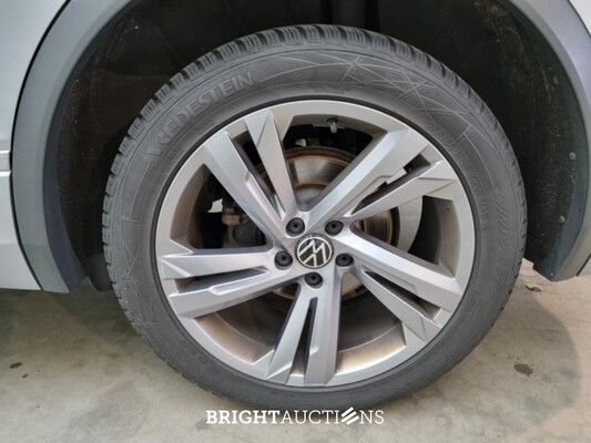 Volkswagen Tiguan Allspace R-Line Business+ 7p 1.5 TSI 150pk 2022 (Origineel-NL), N-118-XD