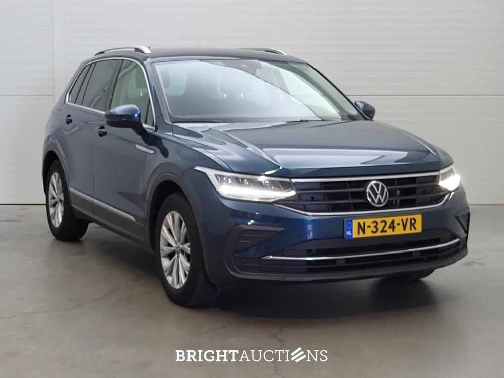 Volkswagen Tiguan Life Business 1.5 TSI 150pk 2022 (Origineel-NL), N-324-VR