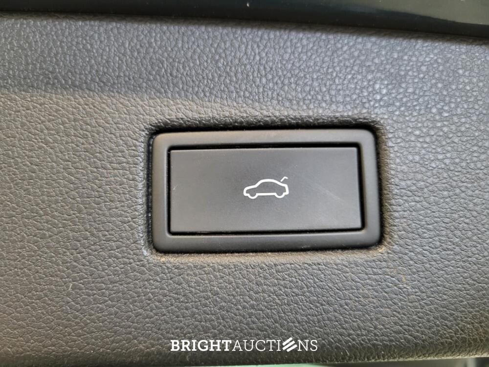 Volkswagen Tiguan Life Business 1.5 TSI 150pk 2022 (Origineel-NL), N-324-VR