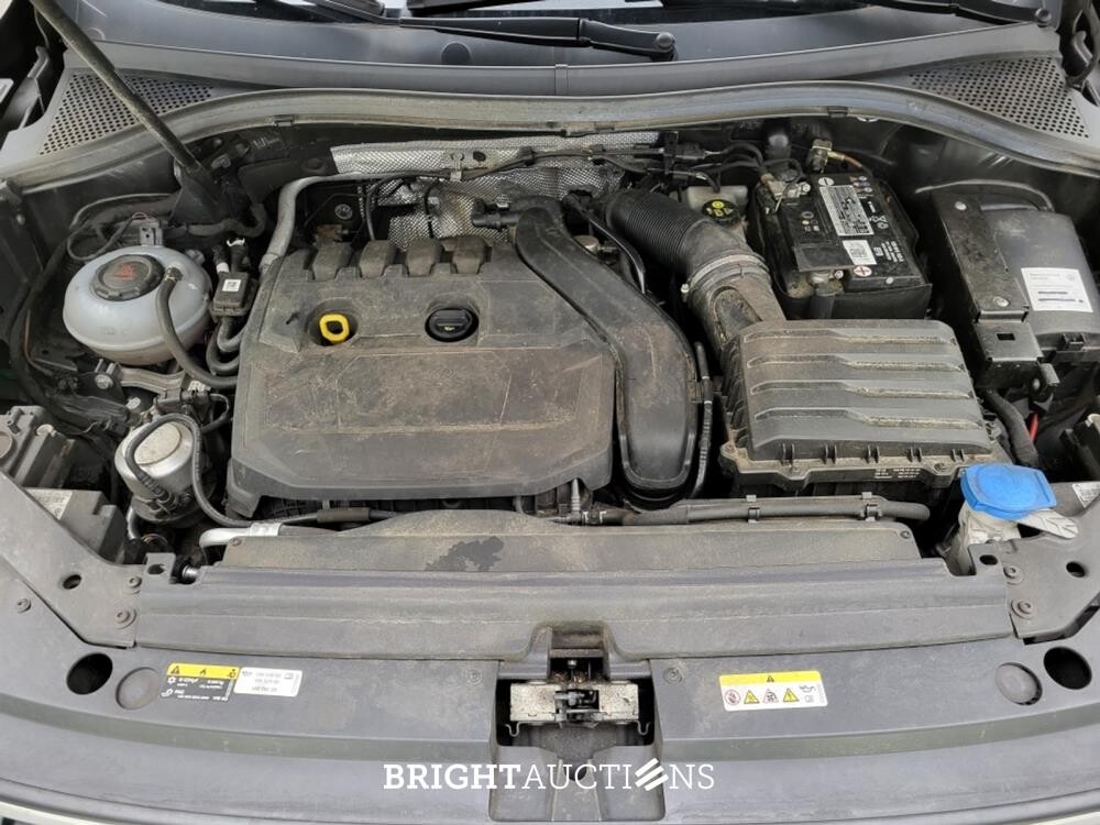 Volkswagen Tiguan Life Business 1.5 TSI 150pk 2022 (Origineel-NL), N-324-VR