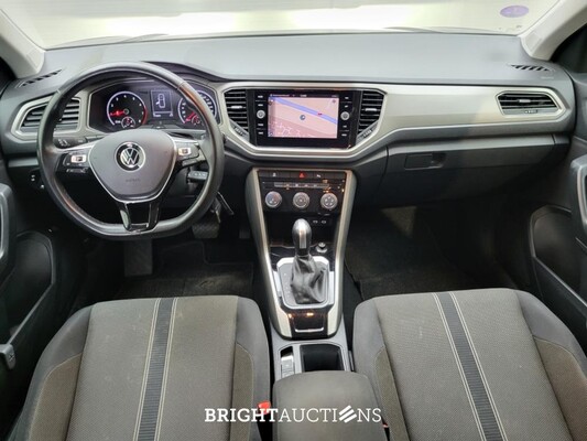 Volkswagen T-Roc Business 1.5 TSI 150pk 2021 (Origineel-NL), L-253-HG