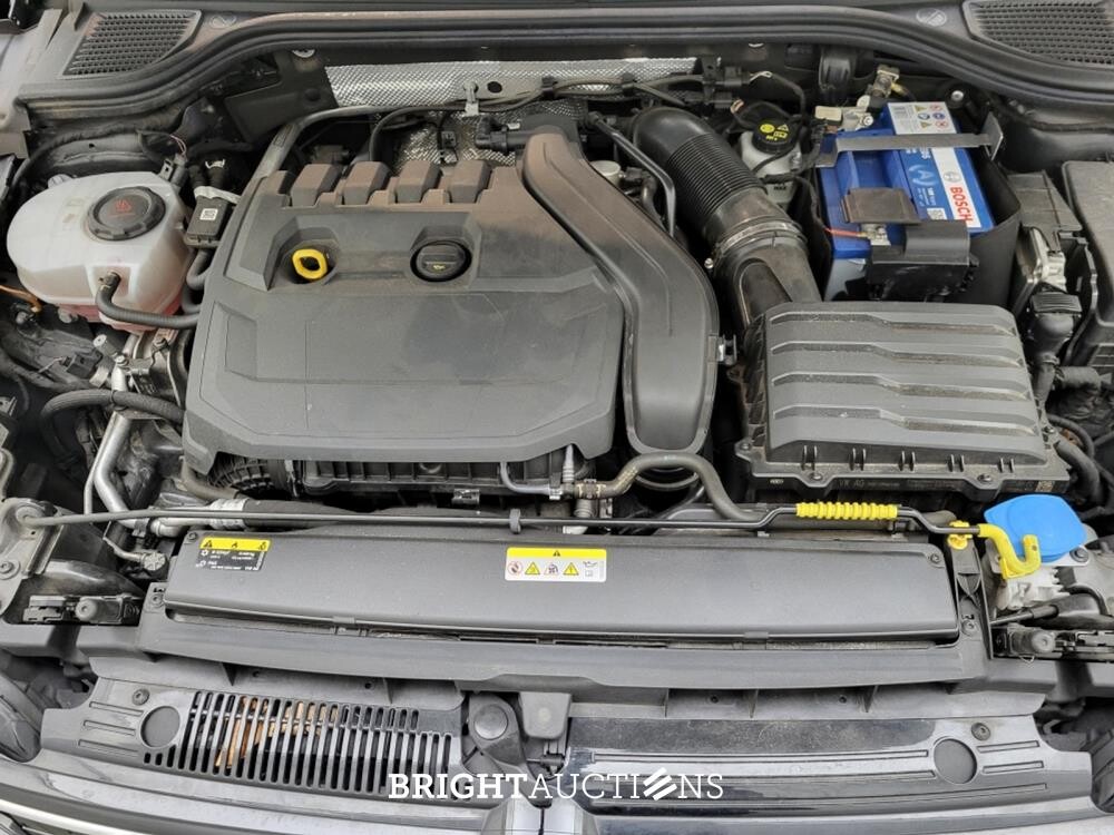 Volkswagen Golf eTSI R-Line 1.5 150PS 2020, L-081-FK
