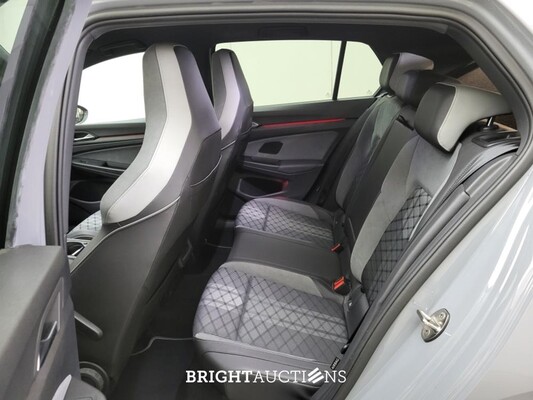 Volkswagen Golf eTSI R-Line 1.5 150pk 2020, L-081-FK