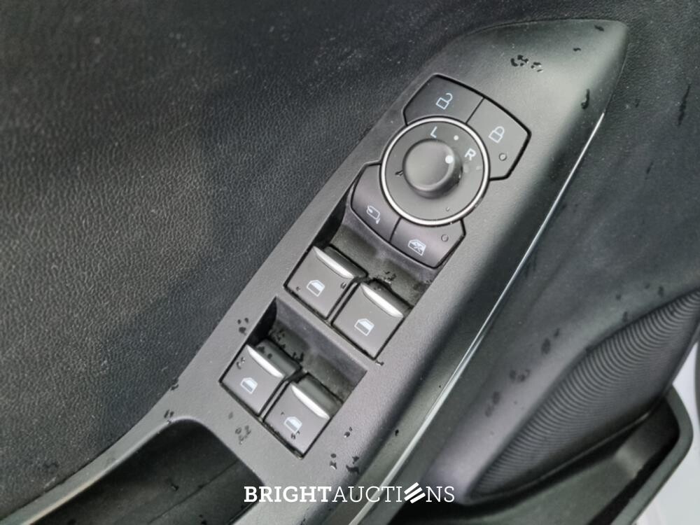Ford Puma Hybrid Titanium 1.0 EcoBoost 125pk 2022 (Origineel-NL), R-240-JZ