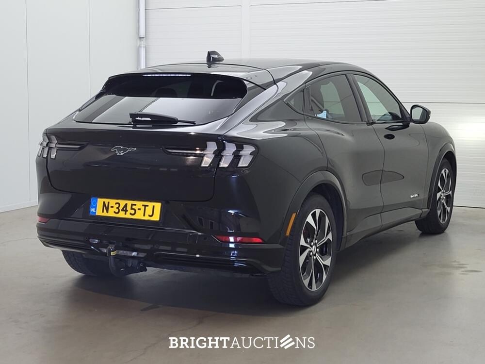 Ford Mustang Mach-E Extended AWD 98 kWh 351pk 2021 (Origineel-NL), N-345-TJ