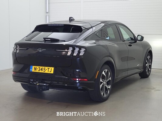 Ford Mustang Mach-E Extended AWD 98 kWh 351pk 2021 (Origineel-NL), N-345-TJ