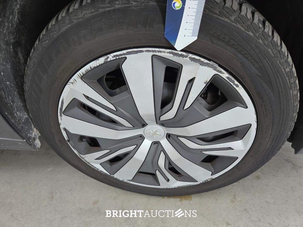 Peugeot 208 Blue Lease Active 1.2 PureTech 101hp 2020 (Original-NL), H-149-SX
