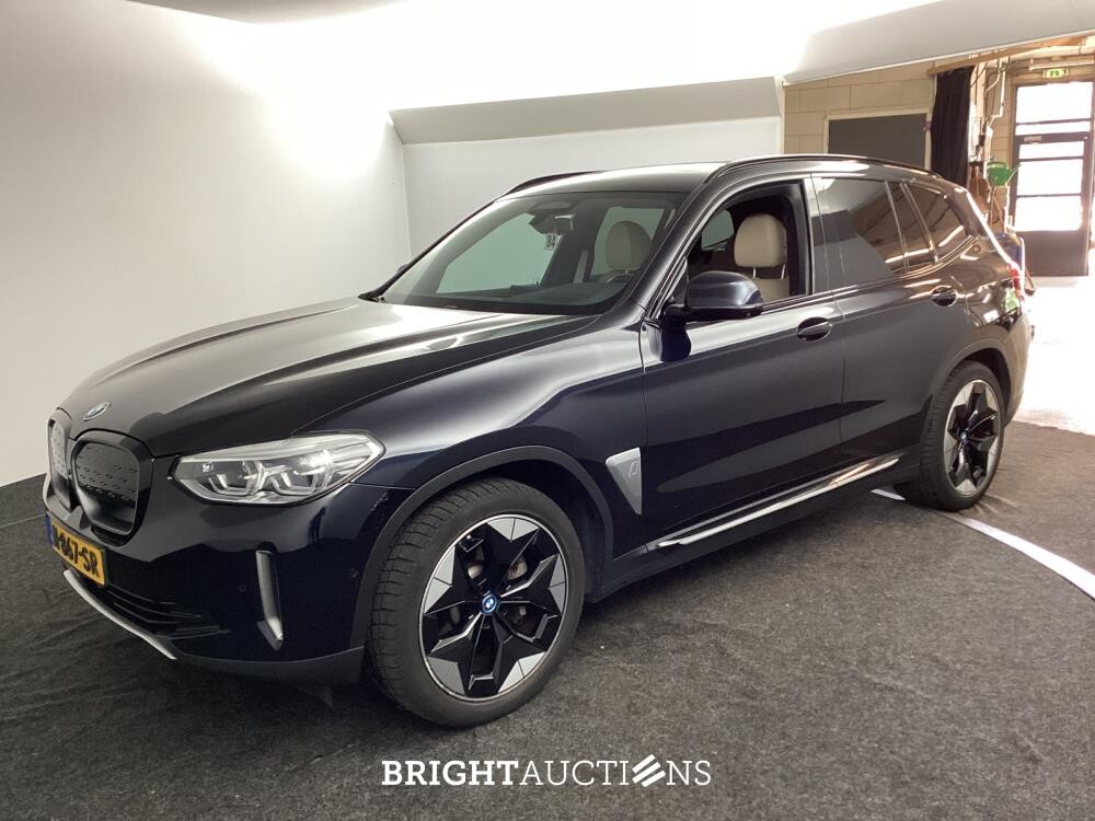 BMW iX3 High Executive 80 kWh 286pk 2021 (Origineel-NL), N-867-SR
