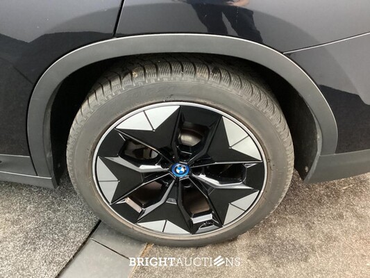 BMW iX3 High Executive 80 kWh 286pk 2021 (Origineel-NL), N-867-SR