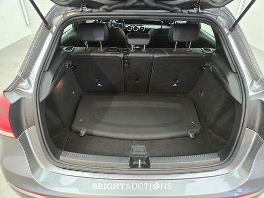 Mercedes-Benz A200 Business Solution Plus Upgrade 163pk 2018 (Origineel-NL) A-klasse, TX-098-J