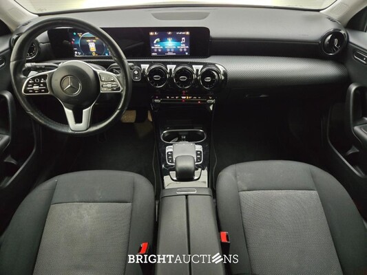 Mercedes-Benz A180 Premium 136pk 2019 A-klasse, H-834-RV