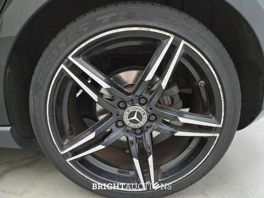 Mercedes-Benz A180 Premium 136pk 2019 A-klasse, H-834-RV