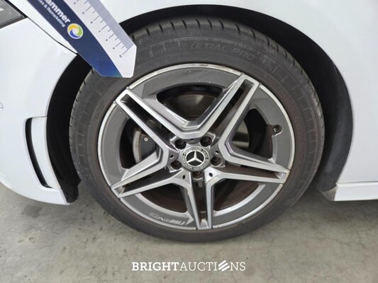 Mercedes-Benz A200 Premium Plus 163hp 2019 A-Class, R-076-GG