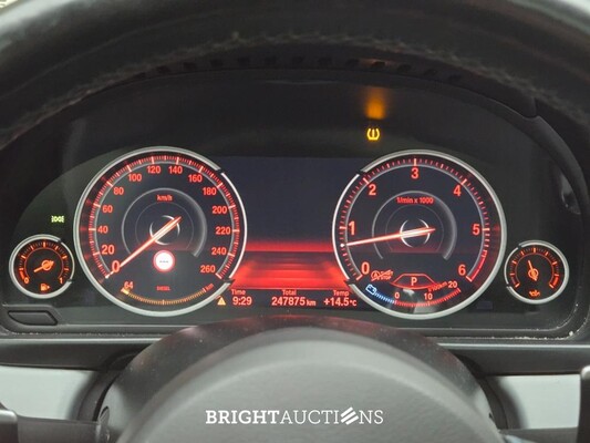 BMW M550xd 381hp 2014 (Original-NL) 5er-Serie, 6-TGF-52