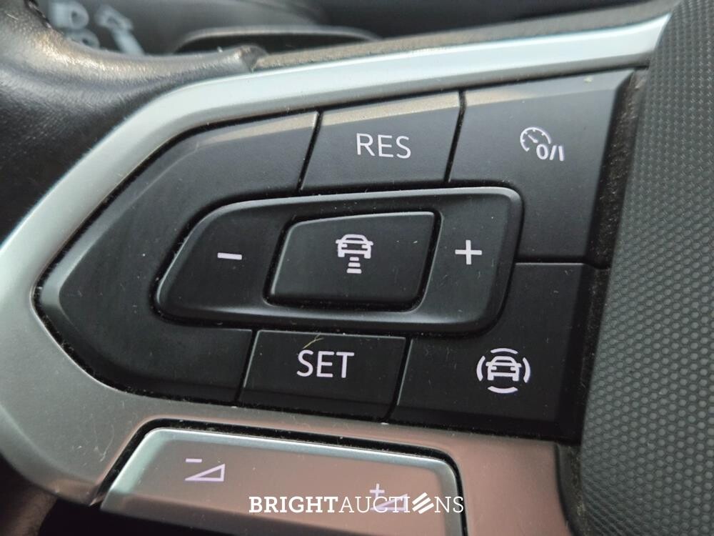 Volkswagen Tiguan Highline 2.0 TDI 150pk 2020, X-013-XH