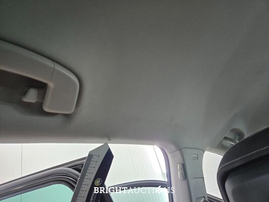 Volkswagen Tiguan Highline 2.0 TDI 150pk 2020, X-013-XH