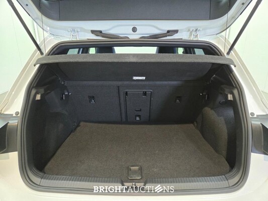Volkswagen Golf eHybrid GTE 1.4 258pk 2020, T-643-RN