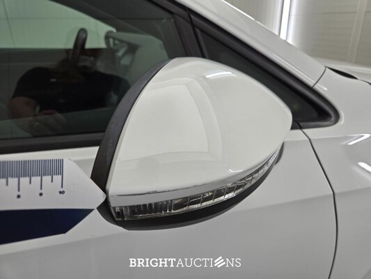 Volkswagen Golf eHybrid GTE 1.4 258pk 2020, T-643-RN