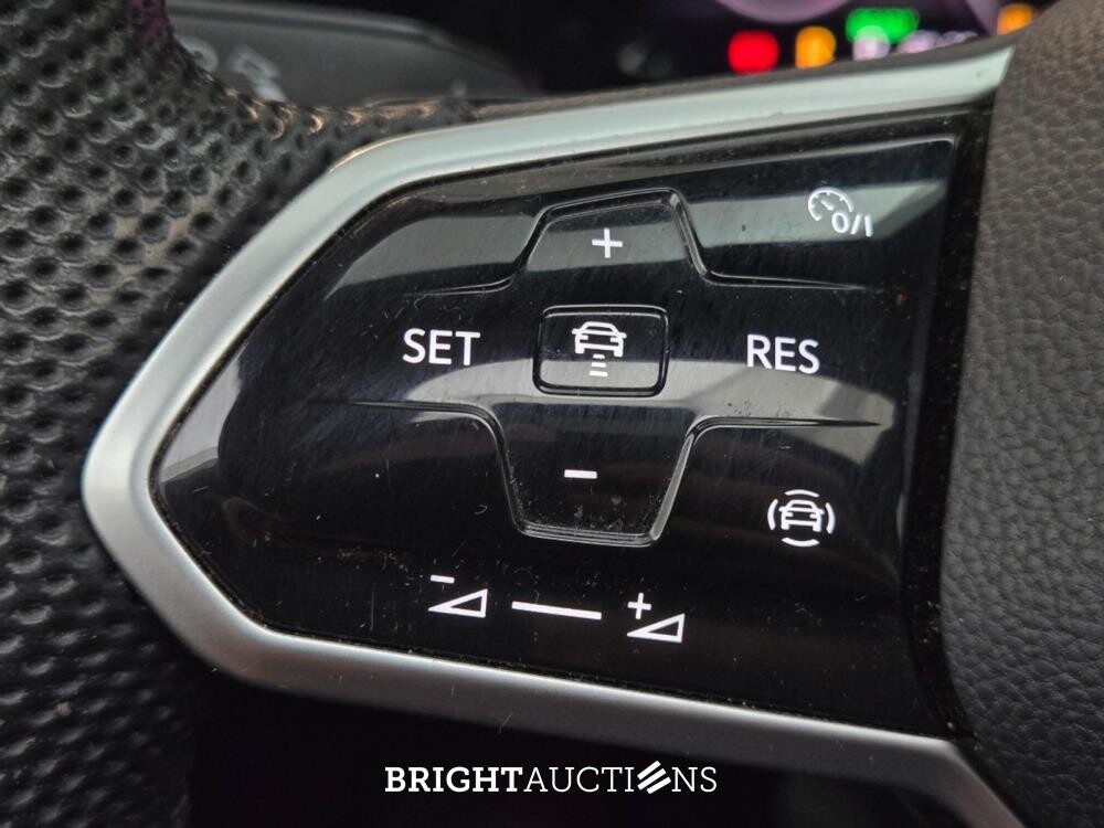 Volkswagen Golf eHybrid GTE 1.4 258pk 2021, X-050-ZD
