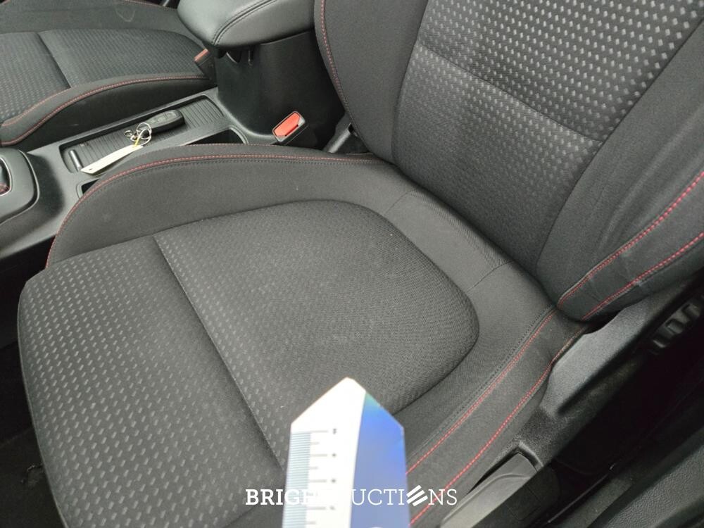 Ford Focus Wagon ST-Line Business 1.0 EcoBoost 125pk 2019 (Origineel-NL), ZH-287-J