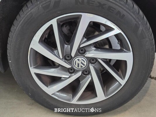Volkswagen Golf Comfortline Business 1.0 TSI 110pk 2018, R-198-BK