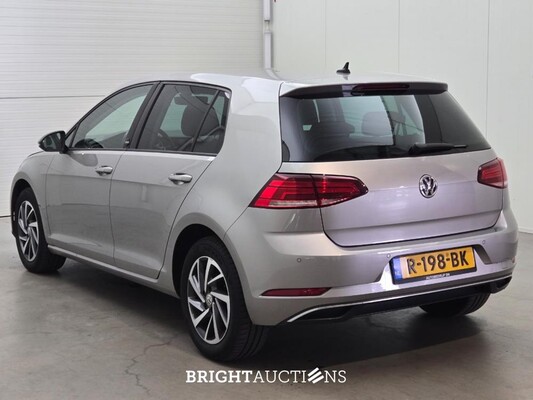Volkswagen Golf Comfortline Business 1.0 TSI 110pk 2018, R-198-BK