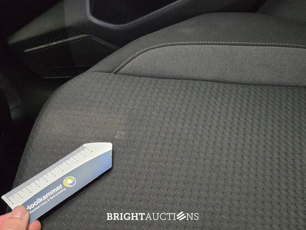 Volkswagen Taigo Life 1.0 TSI 110pk 2022, T-886-RR