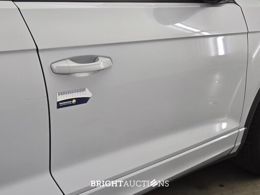 Volkswagen T-Roc Sport 1.5 TSI 150pk 2018, L-388-JZ