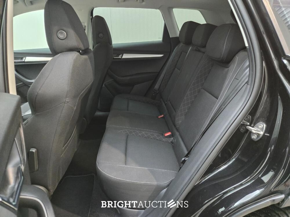 Škoda Karoq Business Edition 1.0 TSI 110pk 2021 (Origineel-NL), L-247-ZT