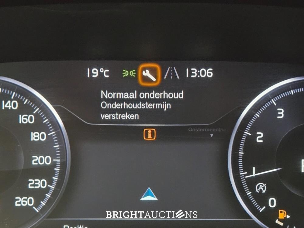 Volvo XC40 T2 Business Pro 1.5 129hp 2021 (Original-NL), K-466-VG