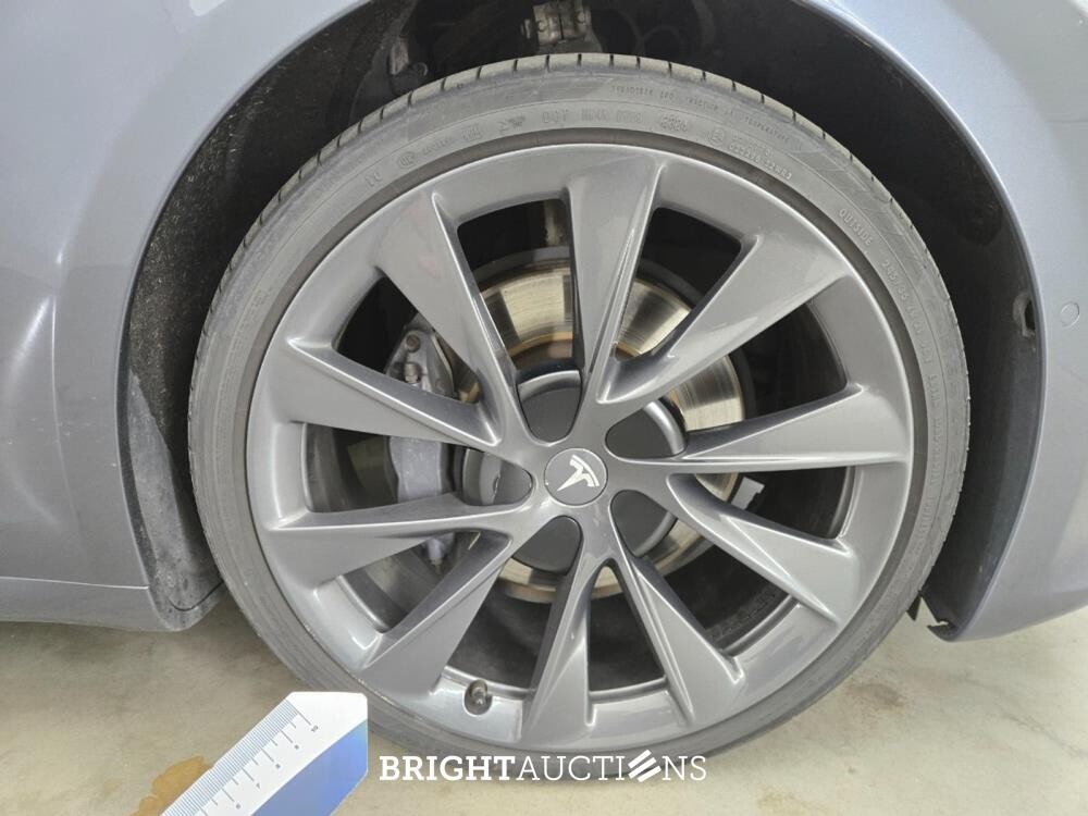 Tesla Model S 75D Base 333pk 2018 (Origineel-NL), XF-904-Z