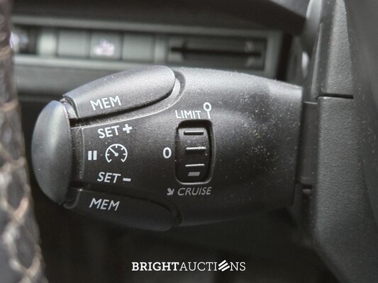 Peugeot 3008 Blue Lease Premium 1.2 PureTech 131pk 2020 (Origineel-NL), J-833-GT