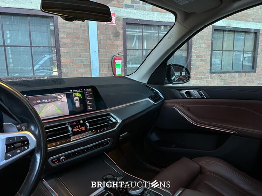 2019 BMW X5 xDrive30d High Executive 265hp, J-714-TF