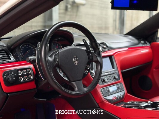 Maserati Granturismo S 4.7 V8 440pk MC Shift 440pk 2009