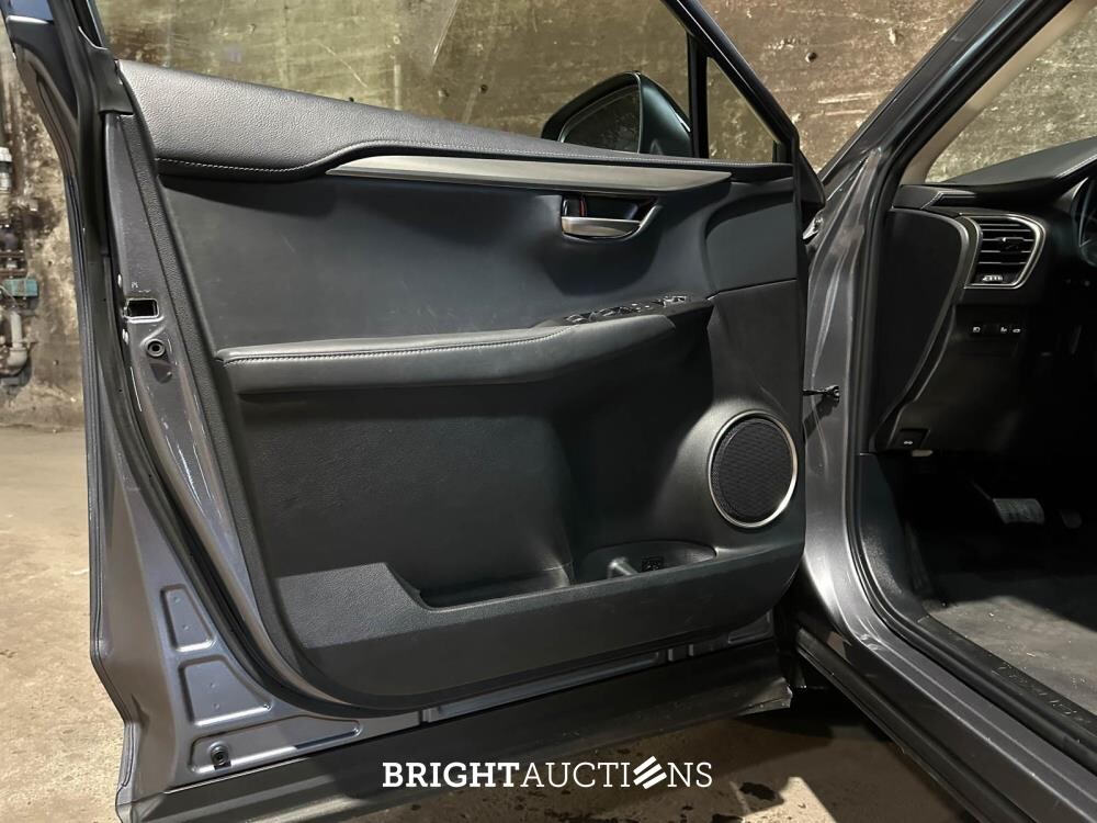 Lexus NX 300h Executive Line 2.5 AWD 184pk 2021 Plug-In Hybrid, KGK-71-F