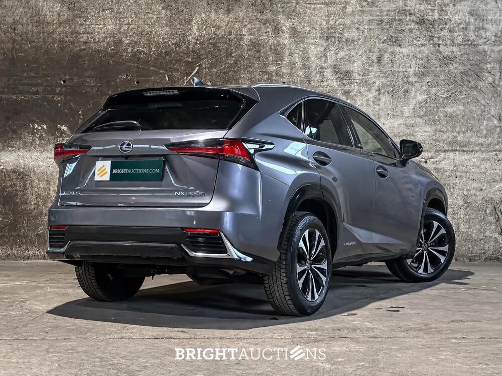 Lexus NX 300h Executive Line 2.5 AWD 184pk 2021 Plug-In Hybrid, KGK-71-F