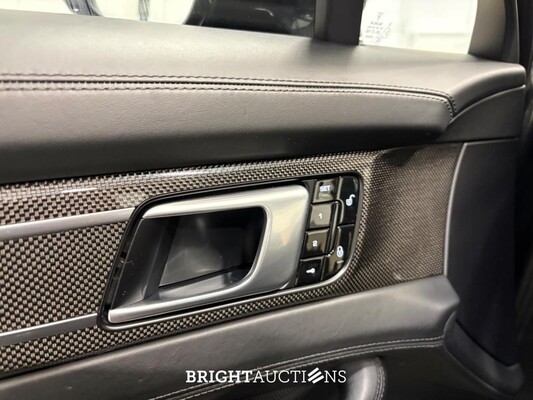Porsche Panamera Sport Turismo 4 E-Hybrid 2.9 330pk 2018 (Origineel-NL), RX-988-D