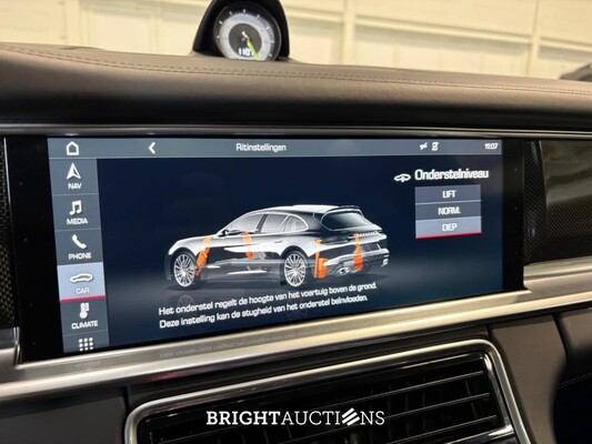 Porsche Panamera Sport Turismo 4 E-Hybrid 2.9 330pk 2018 (Origineel-NL), RX-988-D