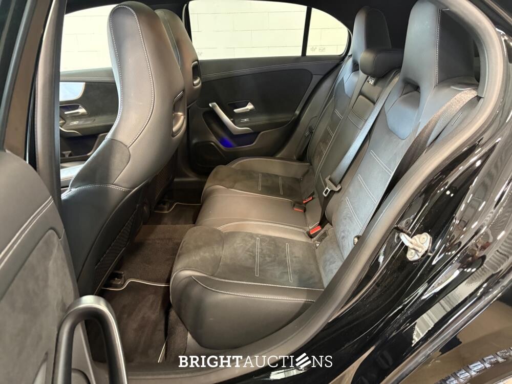 Mercedes-Benz A180 Business Solution AMG 136pk 2022 (Origineel-NL) A-klasse, P-175-JP