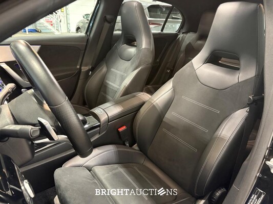 Mercedes-Benz A180 Business Solution AMG 136hp 2022 (Original-NL) A-Klasse, P-175-JP