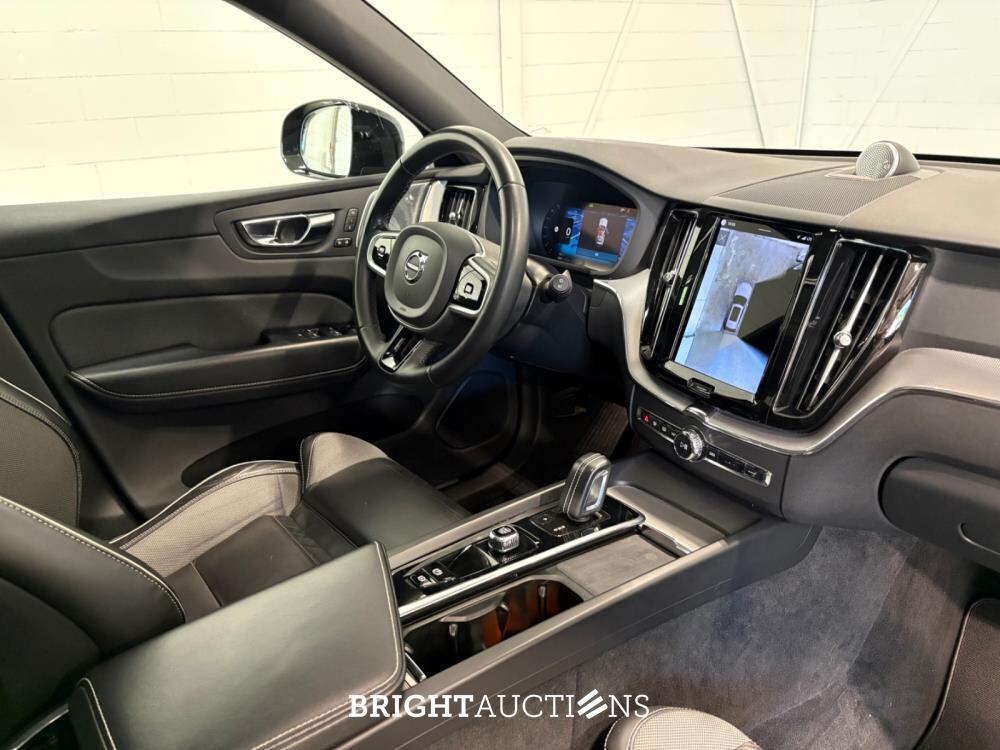 Volvo XC60 B5 Inscription 2.0 250pk 2021, P-247-ZP