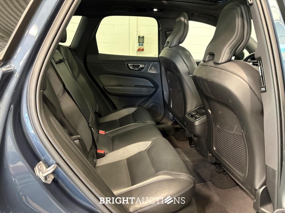 Volvo XC60 B5 Inscription 2.0 250pk 2021, P-247-ZP