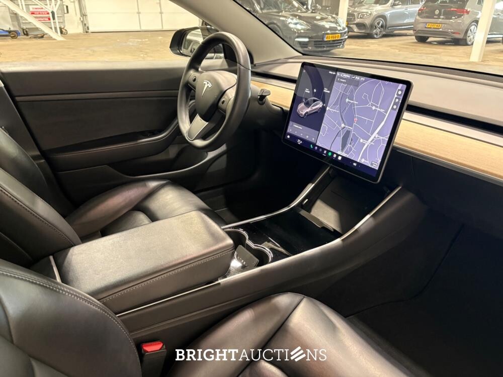 Tesla Model 3 Standard RWD Plus 60 kWh 238pk 2019 (Origineel-NL), G-106-TR