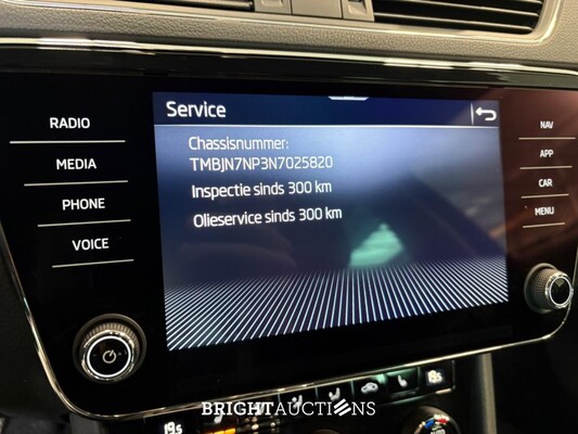Škoda Superb Combi ACT Business Edition 1.5 TSI 150pk 2022 (Origineel-NL), P-400-DF