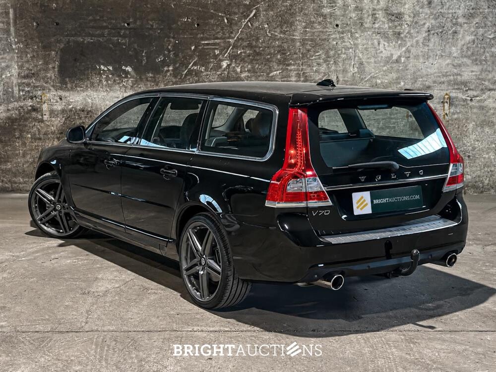 Volvo V70 2.0 T5 Summum 241pk 2017, Z-082-HJ