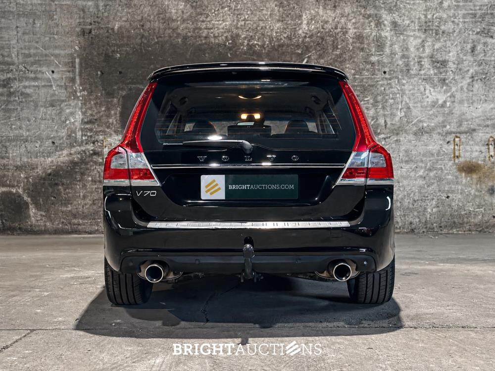 Volvo V70 2.0 T5 Summum 241pk 2017, Z-082-HJ