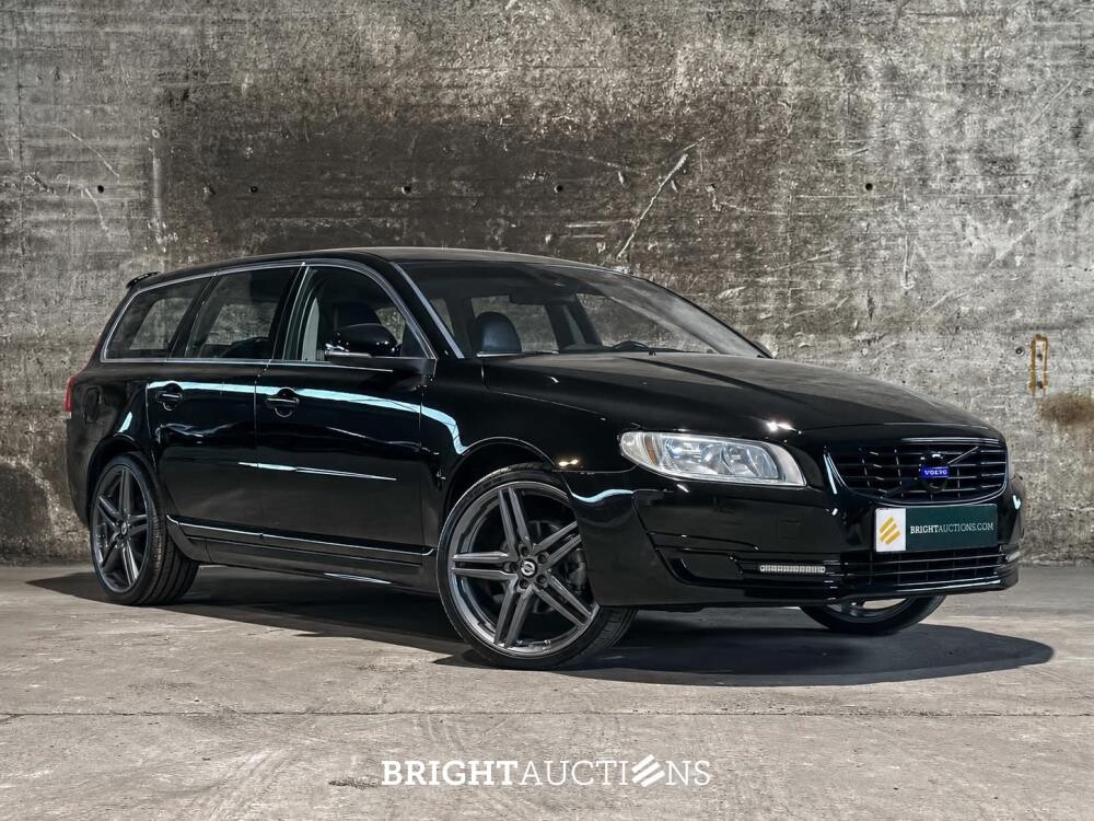 Volvo V70 2.0 T5 Summum 241pk 2017, Z-082-HJ